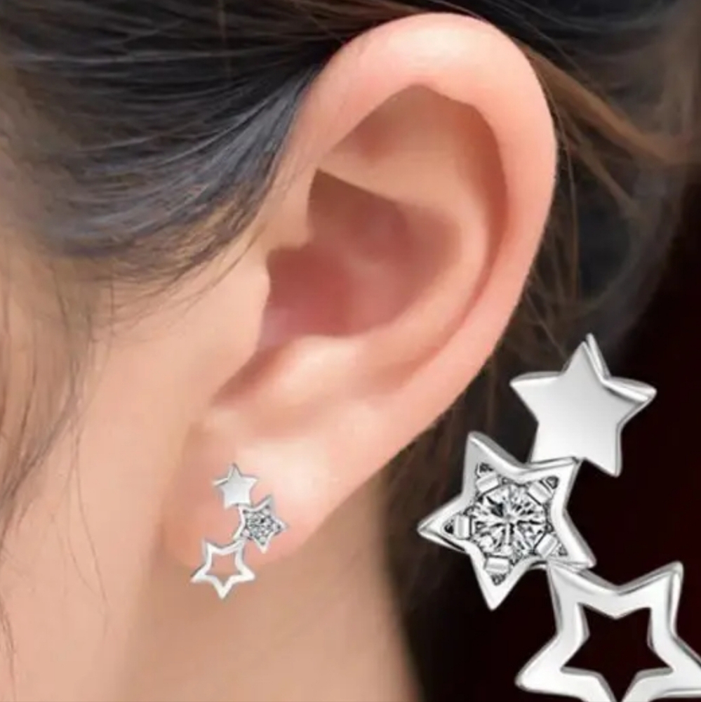 925 Sterling silver earring STAMPED.
